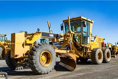 Caterpillar Graders 140K 2014 for sale by Dura Equipment Sales | Truck & Trailer Marketplace