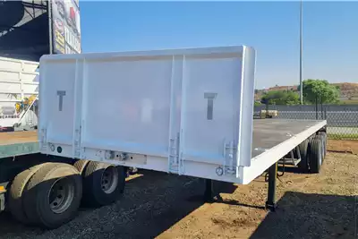 Henred Trailers Flat deck Tridem Flatdeck 2018 for sale by Benetrax Machinery | AgriMag Marketplace