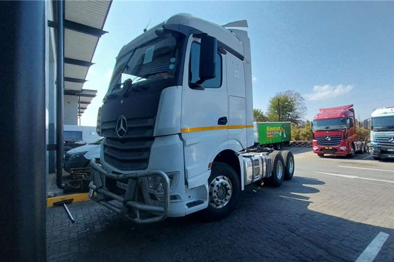 [make] Truck tractors in South Africa on Truck & Trailer Marketplace