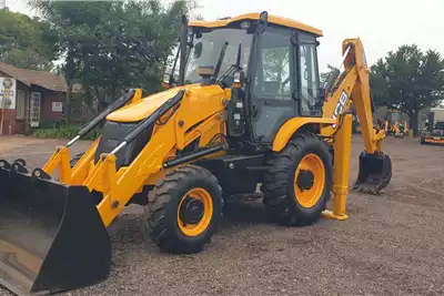 JCB TLBs Construction 3DX 2013 for sale by WE BUY TLBs | AgriMag Marketplace