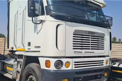 Freightliner Truck tractors Truck 2011 for sale by MRJ Transport cc | AgriMag Marketplace