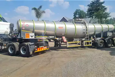 Henred Trailers Stainless steel tank Acid tanker 2019 for sale by Benetrax Machinery | AgriMag Marketplace