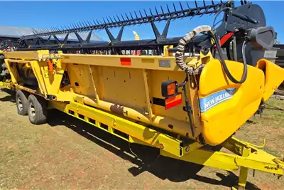 New Holland Harvesting equipment 2014 New Holland Draper Koringtafel 2014 for sale by R64 Trade | AgriMag Marketplace