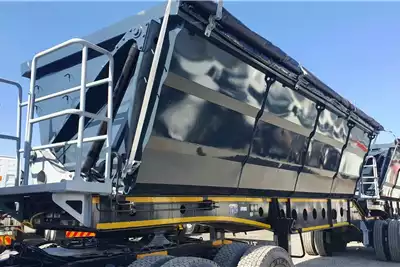 Afrit Trailers Side tipper VARIOUS 2014 TO 2022 AFRIT 45 CUBE SIDE TIPPERS 2014 for sale by ZA Trucks and Trailers Sales | Truck & Trailer Marketplace