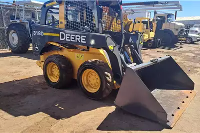 Bobcat Skidsteer loader John Deere 318D Skid Steer 2013 for sale by D and O truck and plant | Truck & Trailer Marketplace