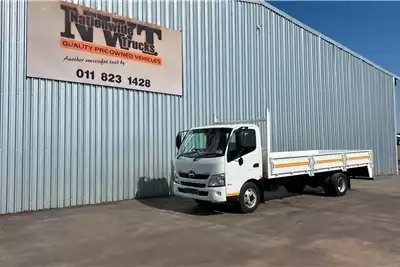 Hino Dropside trucks 2013 Hino 300 814 Dropside 2013 for sale by Nationwide Trucks | AgriMag Marketplace