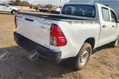 Toyota LDVs & panel vans HILUX 2.4 GD 6 SR 4X4 DOUBLE CAB MANUAL DIESEL 2018 for sale by Nuco Auctioneers | Truck & Trailer Marketplace