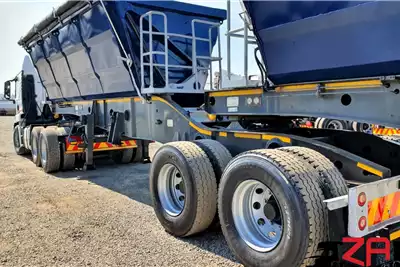 Afrit Trailers Side tipper AFRIT 40 CUBE SIDE TIPPER 2014 for sale by ZA Trucks and Trailers Sales | Truck & Trailer Marketplace