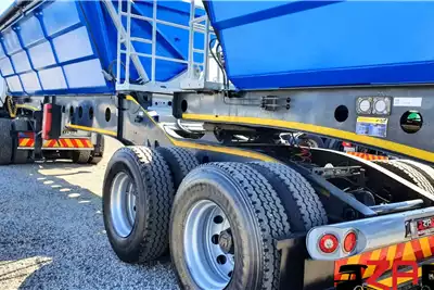 Afrit Trailers Side tipper AFRIT 40 CUBE SIDE TIPPER 2015 for sale by ZA Trucks and Trailers Sales | AgriMag Marketplace