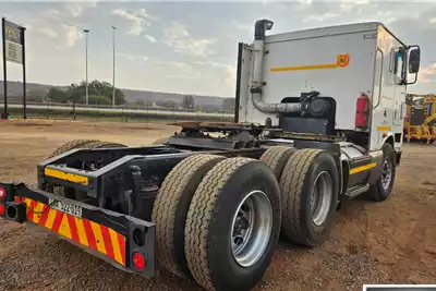 International Truck tractors INTERNATIONAL 9800i 6X4 HORSE 2004 for sale by WCT Auctions Pty Ltd  | Truck & Trailer Marketplace