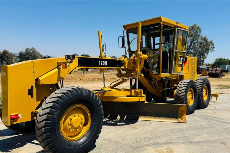 Graders in South Africa on Truck & Trailer Marketplace