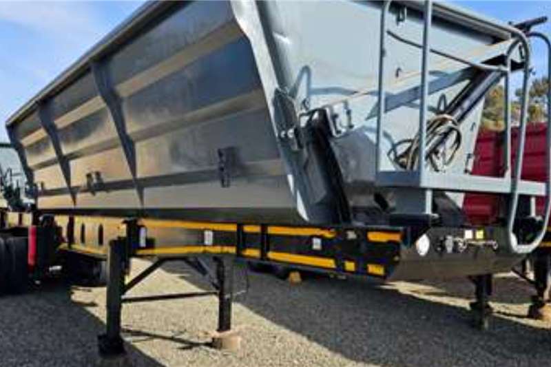 Leader Trailer Bodies Trailers Side tipper 40 Cubes 2019 for sale by Van Biljon Trucks Trust | AgriMag Marketplace