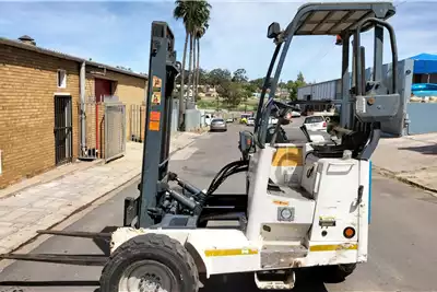 Moffet Forklifts Moffet Mounty M8 2005 for sale by Therons Voertuig | Truck & Trailer Marketplace