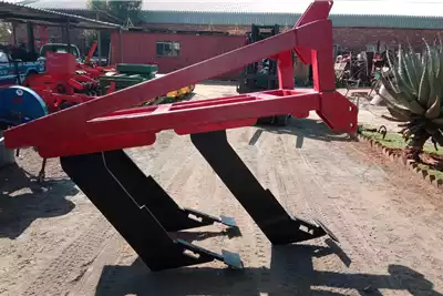 Planting and seeding equipment 3 Teeth Ripper for sale by Truck and Trailer Auctions | AgriMag Marketplace