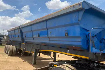 Other Agricultural trailers Tipper trailers 3 Axle 2010 for sale by MRJ Transport cc | Truck & Trailer Marketplace