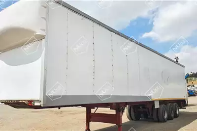 Henred Flatdeck trailer FRUEHAUF TRI AXLE 12M VOLUME BODY TRAILER 1994 for sale by Nuco Auctioneers | AgriMag Marketplace