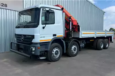 Mercedes Benz Crane trucks 2005 Mercedes Benz 4144 dropside with 38T Crane 2005 for sale by Nationwide Trucks | AgriMag Marketplace