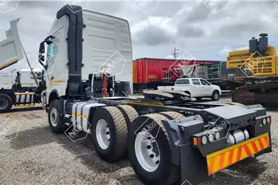 Volvo Truck tractors FH440 GLOBETROTTER 6X4 for sale by Nuco Auctioneers | AgriMag Marketplace