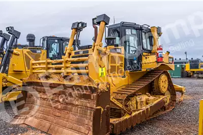 Caterpillar Dozers D6R Dozer 2012 for sale by EARTHCOMP | AgriMag Marketplace