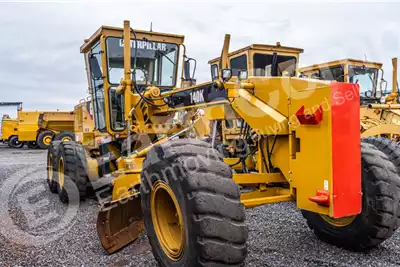 Caterpillar Graders 140K 2012 for sale by EARTHCOMP | AgriMag Marketplace