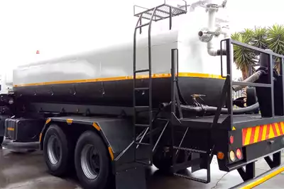 Hino Water bowser trucks 500 2836 (DU5) F/C 6x4 16000L Water Tanker 2019 for sale by McCormack Truck Centre | Truck & Trailer Marketplace