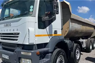 Iveco Tipper trucks Iveco 18m3 Twinsteer Tipper 2010 for sale by Randfontein Truck Salvage | Truck & Trailer Marketplace