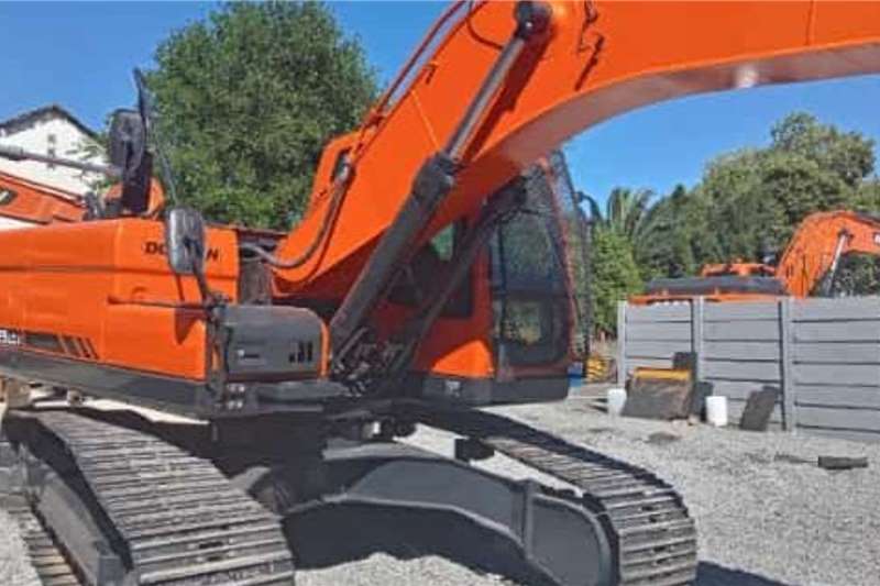 Doosan Excavators Doosan DX225LCA Excavator (Jhb) 2017