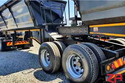 Leader Trailer Bodies Trailers Side tipper LEADER 40 CUBE SIDE TIPPER 2019 for sale by ZA Trucks and Trailers Sales | AgriMag Marketplace