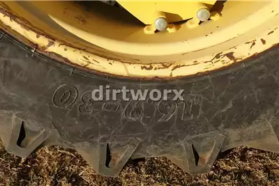 Tractors 4WD tractors 2007 John Deere 5415 MFWD Tractor for sale by Dirtworx | Truck & Trailer Marketplace