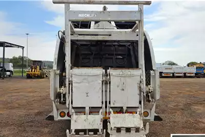 MAN Truck MAN TGS33 360 WASTE COMPACTOR 2015 for sale by WCT Auctions Pty Ltd  | Truck & Trailer Marketplace