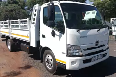 Hino Dropside trucks hino 300 2021 for sale by Tipperman | AgriMag Marketplace