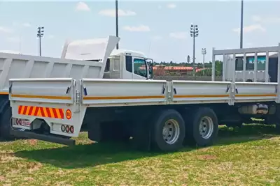 Mitsubishi Dropside trucks MITSUBISHI FUSO 26 420 DOUBLE DIFF  DROPSIDE 2011 for sale by Country Wide Truck Sales | AgriMag Marketplace