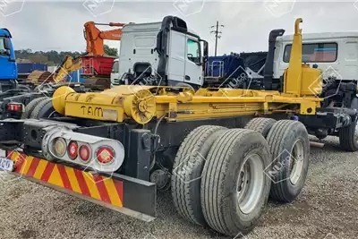 Nissan Hooklift trucks UD290 16TON 6X4 HOOKLIFT 2009 for sale by Nuco Auctioneers | AgriMag Marketplace