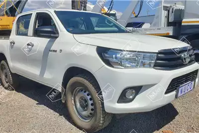 Toyota LDVs & panel vans HILUX 2.4 GD 6 SR DOUBLE CAB 4X4 MANUAL DIESEL 2019 for sale by Nuco Auctioneers | Truck & Trailer Marketplace