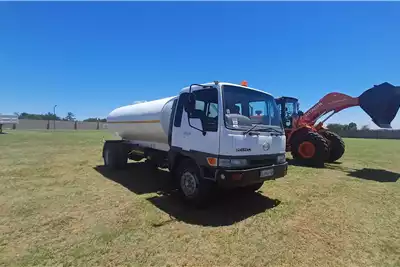 Hino Water bowser trucks water bowser for sale by Legend Truck Sales | AgriMag Marketplace