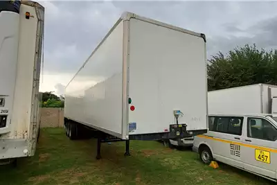 Serco Trailers Tri axle Insulated with Tail Lift 2010 for sale by Lightstorm Trucks and Transport | AgriMag Marketplace