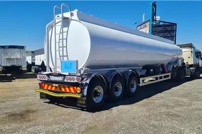 Henred Fuel tanker Fuel Tanker Bridger 2024 for sale by Benetrax Machinery | Truck & Trailer Marketplace