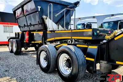 Trailmax Trailers Side tipper TRAILMAX 25 CUBE SIDE TIPPER TRAILER 2021 for sale by ZA Trucks and Trailers Sales | AgriMag Marketplace