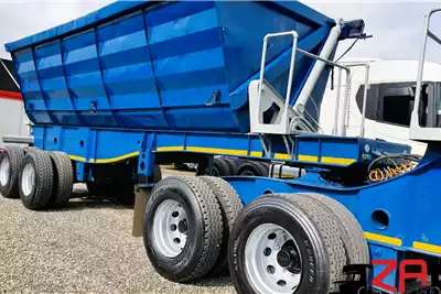 Paramount Side tipper PARAMOUNT 40 CUBE SIDE TIPPER TRAILER 2019 for sale by ZA Trucks and Trailers Sales | Truck & Trailer Marketplace