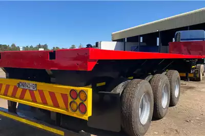 Homebuilt Trailers Flat deck 3 Axle 1997 for sale by MRJ Transport cc | AgriMag Marketplace