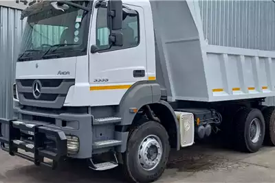 Mercedes Benz Tipper trucks 2015 Mercedes Benz 3335 10 Cube Tipper 2015 for sale by Nationwide Trucks | Truck & Trailer Marketplace