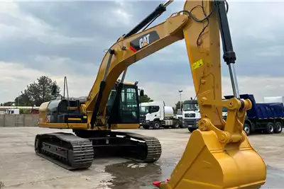 Caterpillar Excavators 2015 CAT 329D Excavator 2015 for sale by Nationwide Trucks | AgriMag Marketplace