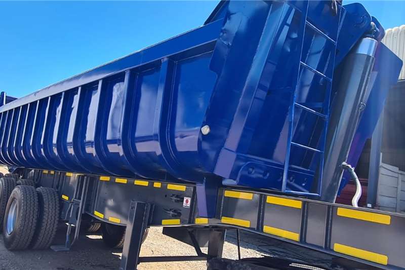 Other Agricultural trailers Tipper trailers 3 Axle 2013