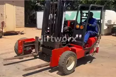 Forklifts 2008 Moffett M9 24.3 Forklift for sale by Dirtworx | AgriMag Marketplace