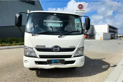 Hino Dropside trucks 2013 Hino 300 814 LWB4x2 MT Dropside Truck 2013 for sale by UD Trucks Cape Town | Truck & Trailer Marketplace