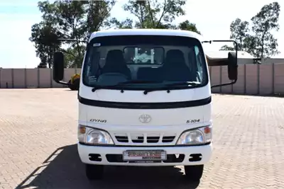 Toyota Tipper trucks Toyota Dyna 5 104 SWB TIPPER DROPSIDE TRUCK 2004 for sale by Pristine Motors Trucks | Truck & Trailer Marketplace