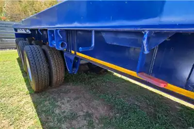 Trailstar Trailers Flat deck TRI AXLE 2009 for sale by Pomona Road Truck Sales | AgriMag Marketplace