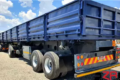 Afrit Trailers Side tipper AFRIT DROPSIDE 6m x 12m TIPPING BINS TRAILER 2012 for sale by ZA Trucks and Trailers Sales | AgriMag Marketplace