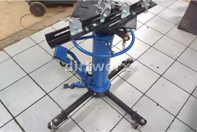 Other MAC AFRIC Telescopic Transmission Jack 400 kg for sale by Dirtworx | AgriMag Marketplace