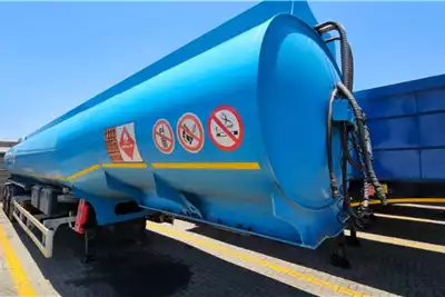 Henred Fuel tanker TRI AXLE 2021 for sale by Pomona Road Truck Sales | Truck & Trailer Marketplace